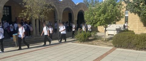 &Kappa;&alpha;&lambda;&epsilon;ί &tau;&iota;&sigmaf; &omicron;&rho;&gamma;&alpha;&nu;ώ&sigma;&epsilon;&iota;&sigmaf; &nu;&alpha; &sigma;&upsilon;&nu;&epsilon;&rho;&gamma;&alpha;&sigma;&tau;&omicron;ύ&nu; &mu;&epsilon; &tau;&omicron; &Upsilon;&Pi;&Alpha;&Nu; &gamma;&iota;&alpha; &tau;&omicron; &sigma;&chi;έ&delta;&iota;&omicron; &alpha;&xi;&iota;&omicron;&lambda;ό&gamma;&eta;&sigma;&eta;&sigmaf; &omicron; &Mu;&upsilon;&lambda;&omega;&nu;ά&sigmaf;-&Pi;&omicron;&lambda;&lambda;ή &delta;&omicron;&upsilon;&lambda;&epsilon;&iota;ά &tau;&omicron;&upsilon;&sigmaf; &epsilon;&pi;ό&mu;&epsilon;&nu;&omicron;&upsilon;&sigmaf; &mu;ή&nu;&epsilon;&sigmaf;