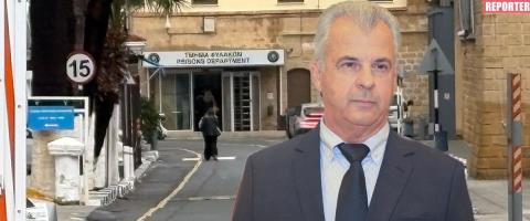 &Tau;&rho;ί&tau;&eta; &epsilon;&pi;ί&sigma;&kappa;&epsilon;&psi;&eta; &Phi;&upsilon;&tau;&iota;&rho;ή &sigma;&tau;&iota;&sigmaf; &Phi;&upsilon;&lambda;&alpha;&kappa;έ&sigmaf;, &mu;ί&lambda;&eta;&sigma;&epsilon; &mu;&epsilon; &delta;&epsilon;&sigma;&mu;&omicron;&phi;ύ&lambda;&alpha;&kappa;&epsilon;&sigmaf; &kappa;&alpha;&iota; &kappa;&alpha;&tau;ά&delta;&iota;&kappa;&omicron;&upsilon;&sigmaf;-&Theta;&alpha; &sigma;&upsilon;&nu;&epsilon;&chi;&iota;&sigma;&tau;&omicron;ύ&nu; &omicron;&iota; &laquo;&alpha;&upsilon;&tau;&omicron;&psi;ί&epsilon;&sigmaf;&raquo;