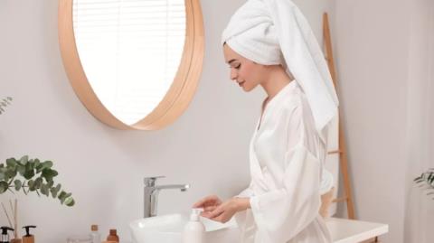 &Mu;&iota;&kappa;&rho;&omicron;&beta;&iota;&alpha;&kappa;έ&sigmaf; &laquo;&beta;ό&mu;&beta;&epsilon;&sigmaf;&raquo; &sigma;&tau;&omicron; &mu;&pi;ά&nu;&iota;&omicron;-&Tau;&omicron; &alpha;&theta;ώ&omicron; &lambda;ά&theta;&omicron;&sigmaf; &pi;&omicron;&upsilon; &kappa;ά&nu;&omicron;&upsilon;&mu;&epsilon; ό&lambda;&omicron;&iota; &kappa;&alpha;&iota; &kappa;&iota;&nu;&delta;&upsilon;&nu;&epsilon;ύ&omicron;&upsilon;&mu;&epsilon; &alpha;&pi;ό &mu;&omicron;&lambda;ύ&nu;&sigma;&epsilon;&iota;&sigmaf;