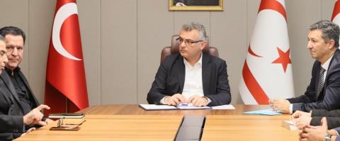 &Epsilon;&nu;&omicron;&chi;&lambda;ή&theta;&eta;&kappa;&epsilon; &omicron; Έ&rho;&chi;&iota;&omicron;&upsilon;&rho;&mu;&alpha;&nu; &gamma;&iota;&alpha; &tau;&eta;&nu; &sigma;&upsilon;&nu;&epsilon;&rho;&gamma;&alpha;&sigma;ί&alpha; &Kappa;ύ&pi;&rho;&omicron;&upsilon; &mu;&epsilon; &Epsilon;&lambda;&lambda;ά&delta;&alpha; &kappa;&alpha;&iota; &Iota;&sigma;&rho;&alpha;ή&lambda;-&laquo;&Mu;&epsilon;&tau;&alpha;&tau;&rho;ά&pi;&eta;&kappa;&epsilon; &sigma;&epsilon; έ&nu;&alpha;&nu; &alpha;&nu;&tau;&iota;-&tau;&omicron;&upsilon;&rho;&kappa;&iota;&kappa;ό ά&xi;&omicron;&nu;&alpha;&raquo;