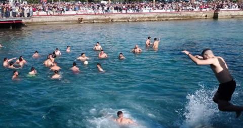 Η Κύπρος γιορτάζει τα Θεοφάνια, εκδηλώσεις σε όλες τις πόλεις-Στην Πάφο παρίσταται ο Πρόεδρος