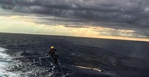 &Alpha;&epsilon;&rho;&omicron;&delta;&iota;&alpha;&kappa;&omicron;&mu;&iota;&delta;ή &alpha;&sigma;&theta;&epsilon;&nu;ή &alpha;&pi;ό &epsilon;&mu;&pi;&omicron;&rho;&iota;&kappa;ό &pi;&lambda;&omicron;ί&omicron;, &mu;&epsilon;&tau;&alpha;&phi;έ&rho;&theta;&eta;&kappa;&epsilon; &sigma;&tau;&omicron; &nu;&omicron;&sigma;&omicron;&kappa;&omicron;&mu;&epsilon;ί&omicron;-&Epsilon;&pi;&iota;&chi;&epsilon;ί&rho;&eta;&sigma;&eta; &alpha;&pi;ό &tau;&omicron; &Kappa;&Sigma;&Epsilon;&Delta;