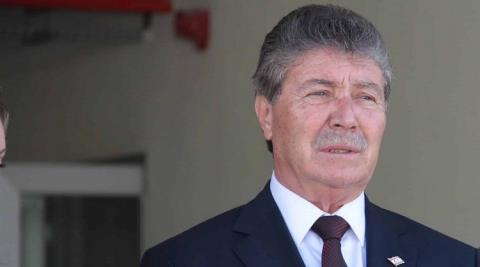 &Epsilon;&pi;&iota;&mu;έ&nu;&epsilon;&iota; &gamma;&iota;&alpha; &laquo;&alpha;&delta;&iota;&kappa;ί&alpha;&raquo; &omicron; &Omicron;&upsilon;&sigma;&tau;έ&lambda; &mu;&epsilon; &alpha;&phi;&omicron;&rho;&mu;ή &tau;&eta;&nu; &alpha;&nu;ά&lambda;&eta;&psi;&eta; &tau;&eta;&sigmaf; &Kappa;&upsilon;&pi;&rho;&iota;&alpha;&kappa;ή&sigmaf; &Pi;&rho;&omicron;&epsilon;&delta;&rho;ί&alpha;&sigmaf; &Epsilon;&Epsilon;