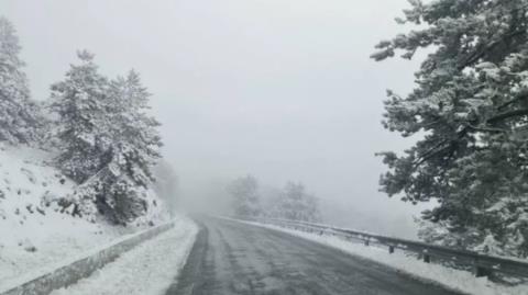 &Beta;&rho;&omicron;&chi;έ&sigmaf;, &kappa;&alpha;&tau;&alpha;&iota;&gamma;ί&delta;&epsilon;&sigmaf; &kappa;&alpha;&iota; &chi;&iota;ό&nu;&iota;&alpha; &sigma;&tau;&omicron; &mu;&epsilon;&nu;&omicron;ύ &tau;&omicron;&upsilon; &kappa;&alpha;&iota;&rho;&omicron;ύ-&Pi;έ&phi;&tau;&epsilon;&iota; &eta; &theta;&epsilon;&rho;&mu;&omicron;&kappa;&rho;&alpha;&sigma;ί&alpha; &alpha;&pi;ό &tau;&eta;&nu; &Tau;&rho;ί&tau;&eta;