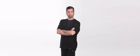 &Theta;&alpha;&nu;ά&sigma;&eta;&sigmaf; &Beta;&iota;&sigma;&kappa;&alpha;&delta;&omicron;&upsilon;&rho;ά&kappa;&eta;&sigmaf;: &laquo;&Delta;&epsilon;&nu; &rho;ώ&tau;&eta;&sigma;&alpha; &pi;&omicron;&tau;έ &gamma;&iota;&alpha;&tau;ί &alpha;&pi;ό &tau;&alpha; &pi;έ&nu;&tau;&epsilon; &alpha;&delta;έ&lambda;&phi;&iota;&alpha; &pi;ή&gamma;&alpha; &epsilon;&gamma;ώ &sigma;&tau;&omicron; &omicron;&rho;&gamma;&alpha;&nu;&omicron;&tau;&rho;&omicron;&phi;&epsilon;ί&omicron;&raquo;