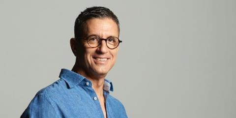 &Eta; &iota;&delta;&rho;&upsilon;&tau;&iota;&kappa;ή &delta;&iota;&alpha;&kappa;ή&rho;&upsilon;&xi;&eta; &tau;&omicron;&upsilon; &laquo;&Sigma;&Eta;&Kappa;&Omicron;&Upsilon; &Pi;&Alpha;&Nu;&Omega;&raquo; &chi;&omega;&rho;&iota;&sigma;&mu;έ&nu;&eta; &sigma;&epsilon; 13 Ά&rho;&theta;&rho;&alpha;-&laquo;&Sigma;&kappa;&omicron;&pi;ό&sigmaf; &eta; &omicron;&lambda;&iota;&kappa;ή &alpha;&phi;ύ&pi;&nu;&iota;&sigma;&eta; &tau;&omicron;&upsilon; &Kappa;&upsilon;&pi;&rho;&iota;&alpha;&kappa;&omicron;ύ &lambda;&alpha;&omicron;ύ&raquo;