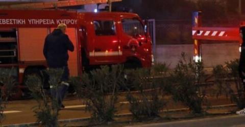 Παραδόθηκαν στις φλόγες δύο οχήματα στην Επισκοπή