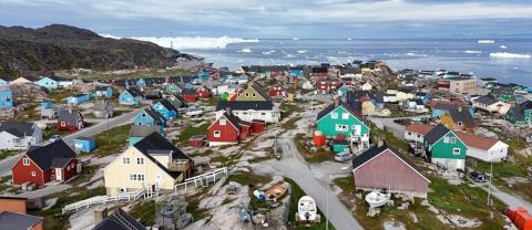 &Beta;&alpha;&theta;&iota;ά &rho;ή&xi;&eta; &Eta;&Pi;&Alpha;-&Delta;&alpha;&nu;ί&alpha;&sigmaf; &gamma;&iota;&alpha; &tau;&eta; &Gamma;&rho;&omicron;&iota;&lambda;&alpha;&nu;&delta;ί&alpha;, &epsilon;&nu;&tau;&epsilon;ί&nu;&epsilon;&iota; &tau;&iota;&sigmaf; &alpha;&pi;&epsilon;&iota;&lambda;έ&sigmaf; &tau;&omicron;&upsilon; &omicron; &Tau;&rho;&alpha;&mu;&pi;-&Epsilon;&upsilon;&rho;&omega;&pi;&alpha;ϊ&kappa;ά &kappa;&rho;ά&tau;&eta; &sigma;&tau;έ&lambda;&nu;&omicron;&upsilon;&nu; &sigma;&tau;&rho;&alpha;&tau;&epsilon;ύ&mu;&alpha;&tau;&alpha;