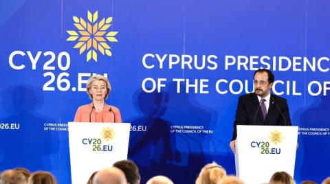 &Nu;ί&kappa;&omicron;&sigmaf; &Chi;&rho;&iota;&sigma;&tau;&omicron;&delta;&omicron;&upsilon;&lambda;ί&delta;&eta;&sigmaf;: &Sigma;&epsilon; &pi;&epsilon;&rho;ί&omicron;&delta;&omicron; &sigma;ύ&nu;&theta;&epsilon;&tau;&omega;&nu; &pi;&rho;&omicron;&kappa;&lambda;ή&sigma;&epsilon;&omega;&nu; &eta; &Kappa;&upsilon;&pi;&rho;&iota;&alpha;&kappa;ή &Pi;&rho;&omicron;&epsilon;&delta;&rho;ί&alpha; &Epsilon;.&Epsilon;.-&Epsilon;ί&mu;&alpha;&iota; &beta;έ&beta;&alpha;&iota;&omicron;&sigmaf; ό&tau;&iota; &theta;&alpha; &pi;&epsilon;&tau;ύ&chi;&omicron;&upsilon;&mu;&epsilon; &alpha;&pi;&tau;ά &alpha;&pi;&omicron;&tau;&epsilon;&lambda;έ&sigma;&mu;&alpha;&tau;&alpha;