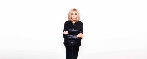 &Eta;&nbsp;Brigitte Macron &sigma;&epsilon; &rho;ό&lambda;&omicron; DJ &sigma;&epsilon; &phi;&iota;&lambda;&alpha;&nu;&theta;&rho;&omega;&pi;&iota;&kappa;ή &epsilon;&kappa;&delta;ή&lambda;&omega;&sigma;&eta; &sigma;&tau;&omicron; &Pi;&alpha;&rho;ί&sigma;&iota;