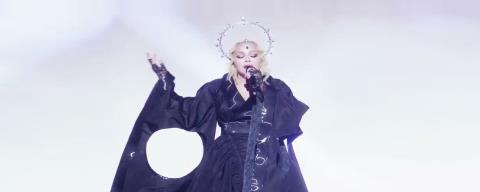 &Tau;&omicron; &mu;ή&nu;&upsilon;&mu;&alpha; &tau;&eta;&sigmaf; &Mu;adonna &gamma;&iota;&alpha; &tau;&omicron; &Iota;&rho;ά&nu;: &laquo;&Omicron; &lambda;&alpha;ό&sigmaf; &tau;&omicron;&upsilon; &delta;&epsilon;&nu; έ&chi;&epsilon;&iota; &gamma;&nu;&omega;&rho;ί&sigma;&epsilon;&iota; &tau;&eta;&nu; &epsilon;&lambda;&epsilon;&upsilon;&theta;&epsilon;&rho;ί&alpha;, &sigma;&tau;έ&kappa;&omicron;&mu;&alpha;&iota; &sigma;&tau;&omicron; &pi;&lambda;&epsilon;&upsilon;&rho;ό &tau;&omicron;&upsilon;&raquo;