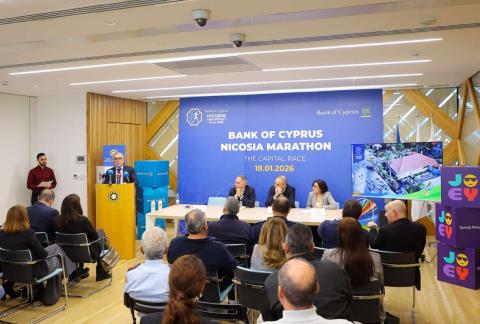 &Chi;&iota;&lambda;&iota;ά&delta;&epsilon;&sigmaf; &delta;&rho;&omicron;&mu;&epsilon;ί&sigmaf; &sigma;&tau;&omicron;&upsilon;&sigmaf; &delta;&rho;ό&mu;&omicron;&upsilon;&sigmaf; &tau;&eta;&sigmaf; &Lambda;&epsilon;&upsilon;&kappa;&omega;&sigma;ί&alpha;&sigmaf; &gamma;&iota;&alpha; &tau;&omicron;&nu; &Mu;&alpha;&rho;&alpha;&theta;ώ&nu;&iota;&omicron;, &kappa;&lambda;&epsilon;&iota;&sigma;&tau;&omicron;ί &omicron;&iota; &delta;&rho;ό&mu;&omicron;&iota;