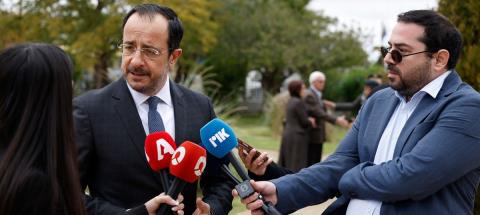 N. &Chi;&rho;&iota;&sigma;&tau;&omicron;&delta;&omicron;&upsilon;&lambda;ί&delta;&eta;&sigmaf; &gamma;&iota;&alpha; &tau;&omicron; &beta;ί&nu;&tau;&epsilon;&omicron;: &Epsilon;ί&nu;&alpha;&iota; &sigma;&eta;&mu;&alpha;&nu;&tau;&iota;&kappa;ό &nu;&alpha; &delta;&omicron;ύ&mu;&epsilon; &tau;&alpha; &alpha;&pi;&omicron;&tau;&epsilon;&lambda;έ&sigma;&mu;&alpha;&tau;&alpha; &tau;&eta;&sigmaf; έ&rho;&epsilon;&upsilon;&nu;&alpha;&sigmaf;