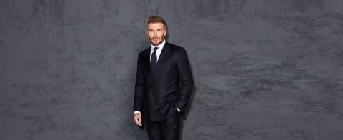O David Beckham έ&phi;&tau;&alpha;&sigma;&epsilon; &sigma;&tau;&omicron; &Nu;&tau;&alpha;&beta;ό&sigmaf; &kappa;&alpha;&iota; &tau;&omicron;&nu; &rho;ώ&tau;&eta;&sigma;&alpha;&nu; &gamma;&iota;&alpha; &tau;&eta; &sigma;&chi;έ&sigma;&eta; &tau;&omicron;&upsilon; &mu;&epsilon; &tau;&omicron;&nu; &gamma;&iota;&omicron; &tau;&omicron;&upsilon;: &laquo;Έ&chi;&epsilon;&iota;&sigmaf; &tau;ί&pi;&omicron;&tau;&alpha; &nu;&alpha; &pi;&epsilon;&iota;&sigmaf; &sigma;&tau;&omicron;&nu; Brooklyn;&raquo;