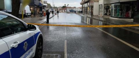 &Eta; &sigma;&upsilon;&nu;ά&nu;&tau;&eta;&sigma;&eta; &sigma;&epsilon; &xi;&epsilon;&nu;&omicron;&delta;&omicron;&chi;&epsilon;ί&omicron; &omicron;&delta;ή&gamma;&eta;&sigma;&epsilon; &sigma;&tau;&eta; &sigma;ύ&lambda;&lambda;&eta;&psi;&eta; &tau;&omega;&nu; &delta;ύ&omicron; &epsilon;&pi;&iota;&chi;&epsilon;&iota;&rho;&eta;&mu;&alpha;&tau;&iota;ώ&nu; &sigma;&tau;&eta; &Lambda;ά&rho;&nu;&alpha;&kappa;&alpha;-Ή&tau;&alpha;&nu; &phi;&rho;&omicron;&upsilon;&rho;ό&sigmaf; &tau;&omicron;&upsilon; &epsilon;&nu;ό&sigmaf; &omicron; &pi;&alpha;&rho;&alpha;&pi;&omicron;&nu;&omicron;ύ&mu;&epsilon;&nu;&omicron;&sigmaf; &gamma;&iota;&alpha; &tau;&alpha; &epsilon;&pi;&epsilon;&iota;&sigma;ό&delta;&iota;&alpha; &sigma;