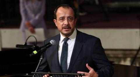 Μεταβαίνει στο Μπαχρέιν ο Πρόεδρος, συναντά τον Βασιλιά του Κατάρ-Υπογράφουν συμφωνίες και μνημόνια συνεργασίας