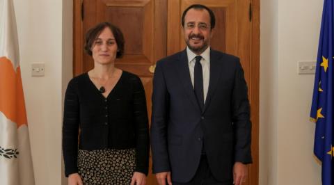 &Tau;&omicron; &mu;ή&nu;&upsilon;&mu;&alpha; &tau;&eta;&sigmaf; &Gamma;&alpha;&lambda;&lambda;ί&delta;&alpha;&sigmaf; &Pi;&rho;έ&sigma;&beta;&epsilon;&iota;&rho;&alpha;&sigmaf; &gamma;&iota;&alpha; &tau;&eta;&nu; &Kappa;&upsilon;&pi;&rho;&iota;&alpha;&kappa;ή &Pi;&rho;&omicron;&epsilon;&delta;&rho;ί&alpha;-&laquo;&Upsilon;&pi;&omicron;&sigma;&tau;&eta;&rho;ί&zeta;&epsilon;&iota; &sigma;&tau;&rho;&alpha;&tau;&eta;&gamma;&iota;&kappa;ή &alpha;&upsilon;&tau;&omicron;&nu;&omicron;&mu;ί&alpha; &Epsilon;E&raquo;