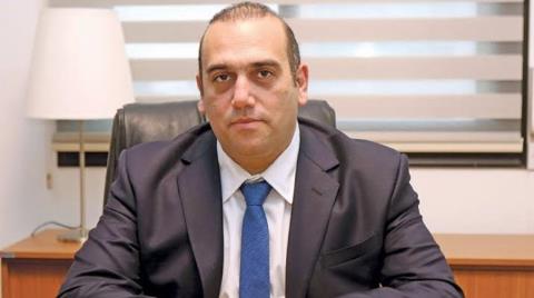 &Epsilon;&gamma;&epsilon;ί&rho;&epsilon;&iota; &zeta;ή&tau;&eta;&mu;&alpha; &omicron; &Kappa;&alpha;&rho;&omicron;ύ&sigma;&omicron;&sigmaf; &gamma;&iota;&alpha; &pi;&rho;&omicron;&kappa;ή&rho;&upsilon;&xi;&eta; &theta;έ&sigma;&eta;&sigmaf; &delta;&iota;&epsilon;&upsilon;&theta;&upsilon;&nu;&tau;ή &Lambda;&iota;&mu;&alpha;&nu;&iota;&omicron;ύ &Lambda;&epsilon;&mu;&epsilon;&sigma;&omicron;ύ-&laquo;&Theta;&epsilon;&sigma;&mu;&iota;&kappa;ό, &delta;&iota;&omicron;&iota;&kappa;&eta;&tau;&iota;&kappa;ό &kappa;&alpha;&iota; &pi;&omicron;&lambda;&iota;&tau;&iota;&kappa;ό &zeta;ή&tau;&eta;&mu;&alpha;&raquo;