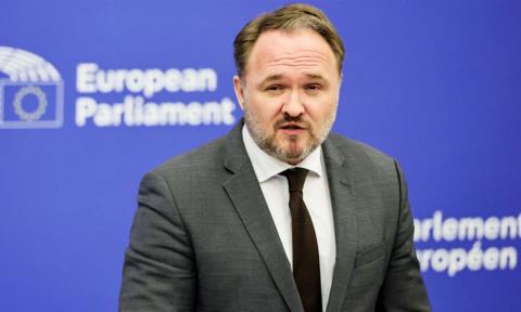 &Epsilon;&pi;ί&tau;&rho;&omicron;&pi;&omicron;&sigmaf; &Epsilon;&nu;έ&rho;&gamma;&epsilon;&iota;&alpha;&sigmaf; &kappa;&alpha;&iota; &Sigma;&tau;έ&gamma;&alpha;&sigma;&eta;&sigmaf;: &Beta;&alpha;&sigma;ί&zeta;&omicron;&mu;&alpha;&iota; &sigma;&tau;&eta;&nu; &Kappa;&upsilon;&pi;&rho;&iota;&alpha;&kappa;ή &Pi;&rho;&omicron;&epsilon;&delta;&rho;ί&alpha; &nu;&alpha; &pi;&rho;&omicron;&omega;&theta;ή&sigma;&epsilon;&iota; &tau;&eta;&nu; &alpha;&tau;&zeta;έ&nu;&tau;&alpha; &mu;&epsilon; &gamma;&nu;ώ&mu;&omicron;&nu;&alpha; &tau;&omicron; Ά&tau;&upsilon;&pi;&omicron; &Sigma;&upsilon;&mu;&beta;&omicron;ύ&lambda;&iota;&omicron; &gamma;&iota;&alpha; &tau;&eta; &Sigma;&tau;έ&gamma;&alpha;&sigma;&eta;