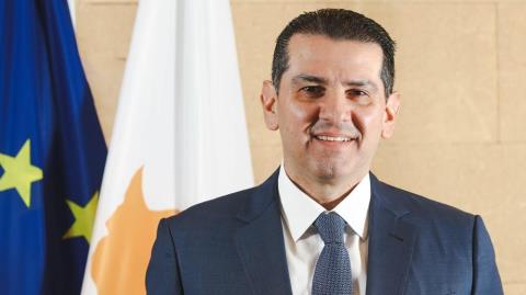 &Tau;&iota;&sigmaf; &pi;&rho;&omicron;&tau;&epsilon;&rho;&alpha;&iota;ό&tau;&eta;&tau;&epsilon;&sigmaf; &tau;&eta;&sigmaf; &Kappa;&upsilon;&pi;&rho;&iota;&alpha;&kappa;ή&sigmaf; &Pi;&rho;&omicron;&epsilon;&delta;&rho;ί&alpha;&sigmaf; &theta;&alpha; &pi;&alpha;&rho;&omicron;&upsilon;&sigma;&iota;ά&sigma;&epsilon;&iota; &omicron; &upsilon;&pi;&omicron;&upsilon;&rho;&gamma;ό&sigmaf; &Epsilon;&nu;έ&rho;&gamma;&epsilon;&iota;&alpha;&sigmaf; &sigma;&epsilon; &epsilon;&pi;&iota;&tau;&rho;&omicron;&pi;έ&sigmaf; &Epsilon;&Kappa;