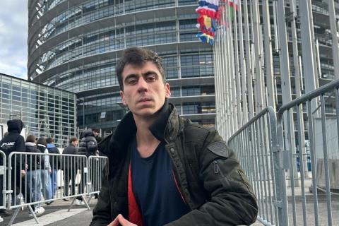 &Alpha;&pi;&omicron;&gamma;&omicron;&eta;&tau;&epsilon;&upsilon;&tau;&iota;&kappa;έ&sigmaf; &chi;&alpha;&rho;&alpha;&kappa;&tau;ή&rho;&iota;&sigma;&epsilon; &tau;&iota;&sigmaf; &delta;&eta;&lambda;ώ&sigma;&epsilon;&iota;&sigmaf; &Phi;&epsilon;&iota;&delta;ί&alpha; &eta; &Epsilon;&pi;. &Pi;&rho;&omicron;&sigma;&tau;&alpha;&sigma;ί&alpha;&sigmaf; &Alpha;&tau;ό&mu;&omega;&nu; &mu;&epsilon; &Nu;&omicron;&eta;&tau;&iota;&kappa;ή &Alpha;&nu;&alpha;&pi;&eta;&rho;ί&alpha;-&laquo;&Nu;&alpha; &alpha;&nu;&alpha;&kappa;&alpha;&lambda;έ&sigma;&epsilon;&iota; &kappa;&alpha;&iota; &nu;&alpha; &alpha;&nu;&alpha;&theta;&epsilon;&omega;&rho;ή&sigma;&epsilon;&iota; &tau;&eta; &sigma;&tau;ά&sigma;&eta; &tau;&omicron;&upsilon; class=