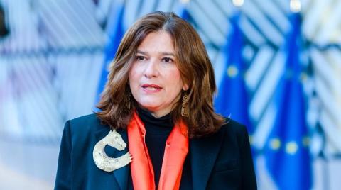 &Beta;. &Kappa;&alpha;&sigma;&sigma;&iota;&alpha;&nu;ί&delta;&omicron;&upsilon;: &Omicron;&upsilon;&sigma;&iota;&alpha;&sigma;&tau;&iota;&kappa;ή &epsilon;&upsilon;&theta;ύ&nu;&eta; &eta; &sigma;&tau;ή&rho;&iota;&xi;&eta; &tau;&eta;&sigmaf; &kappa;&upsilon;&pi;&rho;&iota;&alpha;&kappa;ή&sigmaf; &tau;έ&chi;&nu;&eta;&sigmaf;