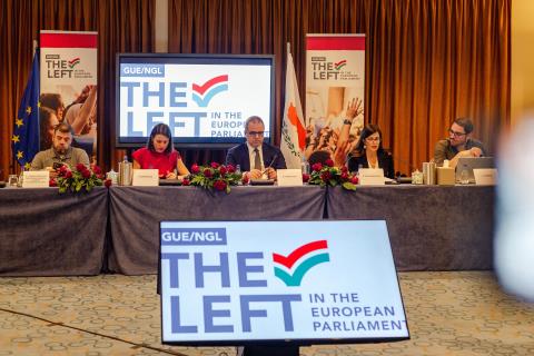 &Mu;. &Mu;&epsilon;&nu;&epsilon;&lambda;ά&omicron;&upsilon;: &Sigma;&alpha;&phi;έ&sigmaf; &mu;ή&nu;&upsilon;&mu;&alpha; &pi;&rho;&omicron;&sigmaf; ό&lambda;&epsilon;&sigmaf; &tau;&iota;&sigmaf; &kappa;&alpha;&tau;&epsilon;&upsilon;&theta;ύ&nu;&sigma;&epsilon;&iota;&sigmaf; ό&tau;&iota; &delta;&epsilon;&nu; &upsilon;&pi;ά&rho;&chi;&epsilon;&iota; &epsilon;&nu;&alpha;&lambda;&lambda;&alpha;&kappa;&tau;&iota;&kappa;ή &lambda;ύ&sigma;&eta; &sigma;&tau;&omicron; &Kappa;&upsilon;&pi;&rho;&iota;&alpha;&kappa;ό