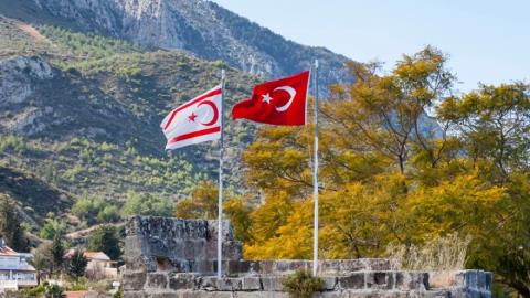 &Sigma;&tau;ή&rho;&iota;&xi;&eta; &sigma;&tau;&eta;&nu; &pi;&rho;ό&tau;&alpha;&sigma;&eta; &mu;&epsilon;&theta;&omicron;&delta;&omicron;&lambda;&omicron;&gamma;ί&alpha;&sigmaf; &Epsilon;&rho;&chi;&iota;&omicron;&upsilon;&rho;&mu;ά&nu; &tau;&omega;&nu; &tau;&epsilon;&sigma;&sigma;ά&rho;&omega;&nu; &sigma;&eta;&mu;&epsilon;ί&omega;&nu; &epsilon;&xi;έ&phi;&rho;&alpha;&sigma;&epsilon; &omicron; &Nu;&epsilon;&beta;&tau;&zeta;ά&nu;&tau; Ό&zeta;&kappa;&omicron;&upsilon;&nu;&tau;