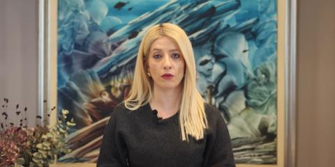 &Tau;&eta; &lambda;ή&psi;&eta; ά&mu;&epsilon;&sigma;&omega;&nu; &mu;έ&tau;&rho;&omega;&nu; &gamma;&iota;&alpha; &tau;&omicron; &upsilon;&delta;&alpha;&tau;&iota;&kappa;ό &zeta;&eta;&tau;ά &eta; &Alpha;&nu;&nu;ί&tau;&alpha;-&laquo;&Pi;&rho;&omicron;&epsilon;&iota;&delta;&omicron;&pi;&omicron;&iota;ή&sigma;&alpha;&mu;&epsilon; &epsilon;&delta;ώ &kappa;&alpha;&iota; &kappa;&alpha;&iota;&rho;ό, &omicron; &pi;&rho;&omega;&tau;&omicron;&gamma;&epsilon;&nu;ή&sigmaf; &tau;&omicron;&mu;έ&alpha;&sigmaf; &delta;έ&chi;&epsilon;&tau;&alpha;&iota; &tau;&omicron; &mu;&epsilon;&gamma;&alpha;&lambda;ύ&tau;&epsilon;&rho;&omicron; &pi;&lambda;ή&gamma;&mu;&alpha;&raquo;