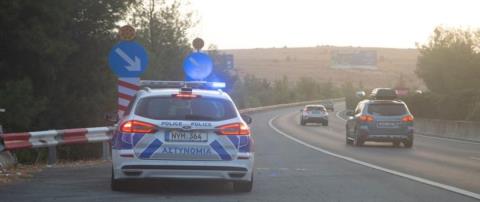 &Nu;&epsilon;&kappa;&rho;ό&sigmaf; 44&chi;&rho;&omicron;&nu;&omicron;&sigmaf; &sigma;&epsilon; &tau;&rho;&omicron;&chi;&alpha;ί&omicron; &sigma;&tau;&omicron;&nu; &alpha;&upsilon;&tau;&omicron;&kappa;&iota;&nu;&eta;&tau;ό&delta;&rho;&omicron;&mu;&omicron;-&Alpha;&nu;&alpha;&tau;&rho;ά&pi;&eta;&kappa;&epsilon; &eta; &mu;&omicron;&tau;&omicron;&sigma;&iota;&kappa;&lambda;έ&tau;&alpha; &tau;&omicron;&upsilon; &kappa;&alpha;&iota; &pi;&rho;&omicron;&sigma;έ&kappa;&rho;&omicron;&upsilon;&sigma;&epsilon; &sigma;&epsilon; &kappa;&iota;&gamma;&kappa;&lambda;&iota;&delta;ώ&mu;&alpha;&tau;&alpha;