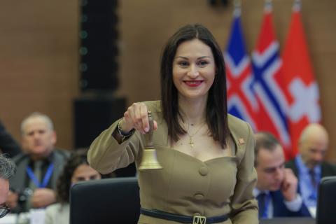 &Upsilon;&pi;. &Gamma;&epsilon;&omega;&rho;&gamma;ί&alpha;&sigmaf;: &Eta; &Kappa;ύ&pi;&rho;&omicron;&sigmaf; &pi;&rho;&omicron;&epsilon;&tau;&omicron;&iota;&mu;ά&zeta;&epsilon;&tau;&alpha;&iota; &nu;&alpha; &phi;&iota;&lambda;&omicron;&xi;&epsilon;&nu;ή&sigma;&epsilon;&iota; &tau;&omicron;&nu; &Alpha;&pi;&rho;ί&lambda;&iota;&omicron; &delta;&rho;ά&sigma;&epsilon;&iota;&sigmaf; &gamma;&iota;&alpha; &tau;&eta; &delta;&eta;&mu;&iota;&omicron;&upsilon;&rho;&gamma;ί&alpha; &tau;&omicron;&upsilon; &pi;&epsilon;&rho;&iota;&phi;&epsilon;&rho;&epsilon;&iota;&alpha;&kappa;&omicron;ύ &kappa;ό&mu;&beta;&omicron;&upsilon; &tau;&eta;&sigmaf; &Epsilon;&Epsilon; &gamma;&iota;&alpha; &pi;&upsilon;&rho;&kappa;&alpha;&gamma;&iota;έ&sigmaf;