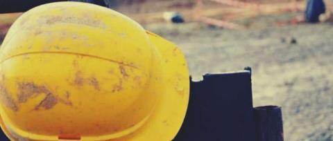 &Pi;&rho;ό&sigma;&tau;&iota;&mu;&omicron; 18.000 &sigma;&epsilon; &epsilon;&tau;&alpha;&iota;&rho;&epsilon;ί&alpha; &gamma;&iota;&alpha; &theta;&alpha;&nu;&alpha;&tau;&eta;&phi;ό&rho;&omicron; &epsilon;&rho;&gamma;&alpha;&tau;&iota;&kappa;ό &alpha;&tau;ύ&chi;&eta;&mu;&alpha;-Έ&sigma;&pi;&alpha;&sigma;&epsilon; &gamma;&upsilon;&alpha;&lambda;ί &kappa;&alpha;&tau;ά &tau;&eta; &mu;&epsilon;&tau;&alpha;&phi;&omicron;&rho;ά &kappa;&alpha;&iota; &sigma;&kappa;&omicron;&tau;ώ&theta;&eta;&kappa;&epsilon; &upsilon;&pi;ά&lambda;&lambda;&eta;&lambda;&omicron;&sigmaf;