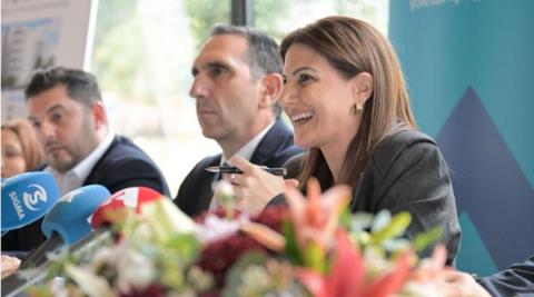 &Alpha;&pi;&omicron;&chi;&omega;&rho;&epsilon;ί &alpha;&pi;ό &tau;&eta; &theta;έ&sigma;&eta; &tau;&eta;&sigmaf; &pi;&rho;&omicron;έ&delta;&rho;&omicron;&upsilon; &tau;&omicron;&upsilon; &Kappa;&Omicron;&Alpha;&Gamma; &eta; Έ&lambda;&epsilon;&nu;&alpha; &Kappa;&omicron;ύ&sigma;&iota;&omicron;&upsilon;-&Chi;&alpha;&tau;&zeta;&eta;&delta;&eta;&mu;&eta;&tau;&rho;ί&omicron;&upsilon;-&Omicron;&iota; &epsilon;&upsilon;&chi;&alpha;&rho;&iota;&sigma;&tau;ί&epsilon;&sigmaf; &pi;&rho;&omicron;&sigmaf; &tau;&omicron;&nu; &Kappa;&omega;&nu;&sigma;&tau;&alpha;&nu;&tau;ί&nu;&omicron; &Iota;&omega;ά&nu;&nu;&omicron;&upsilon;