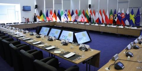 Ά&tau;&upsilon;&pi;&omicron; &Sigma;&upsilon;&mu;&beta;&omicron;ύ&lambda;&iota;&omicron; &upsilon;&pi;&omicron;&upsilon;&rho;&gamma;ώ&nu; &Alpha;&pi;&alpha;&sigma;&chi;ό&lambda;&eta;&sigma;&eta;&sigmaf; &kappa;&alpha;&iota; &Kappa;&omicron;&iota;&nu;&omega;&nu;&iota;&kappa;ώ&nu; &Upsilon;&pi;&omicron;&theta;έ&sigma;&epsilon;&omega;&nu; &sigma;&tau;&eta; &Lambda;&epsilon;&upsilon;&kappa;&omega;&sigma;ί&alpha; &sigma;&tau;&omicron; &pi;&lambda;&alpha;ί&sigma;&iota;&omicron; &tau;&eta;&sigmaf; &Kappa;&upsilon;&pi;&rho;&iota;&alpha;&kappa;ή&sigmaf; &Pi;&rho;&omicron;&epsilon;&delta;&rho;ί&alpha;&sigmaf; &Epsilon;&Epsilon;