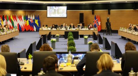 &Tau;&eta; &sigma;&eta;&mu;&alpha;&sigma;ί&alpha; &delta;ί&kappa;&alpha;&iota;&eta;&sigmaf; &alpha;&pi;&alpha;&sigma;&chi;ό&lambda;&eta;&sigma;&eta;&sigmaf; &alpha;&nu;έ&delta;&epsilon;&iota;&xi;&epsilon; &omicron; &Mu;. &Mu;&omicron;&upsilon;&sigma;&iota;&omicron;ύ&tau;&tau;&alpha;&sigmaf; &sigma;&tau;&eta;&nu; Ά&tau;&upsilon;&pi;&eta; &Sigma;ύ&nu;&omicron;&delta;&omicron; &Epsilon;&Epsilon;