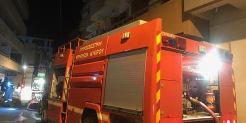 &Phi;&omega;&tau;&iota;ά &sigma;&epsilon; &delta;&iota;&alpha;&mu;έ&rho;&iota;&sigma;&mu;&alpha; &sigma;&tau;&eta;&nu; Έ&gamma;&kappa;&omega;&mu;&eta;, &pi;&rho;&omicron;&kappa;&lambda;ή&theta;&eta;&kappa;&epsilon; &alpha;&pi;ό ά&nu;&alpha;&mu;&mu;&alpha; &tau;&eta;&sigmaf; &theta;&epsilon;&rho;&mu;ά&sigma;&tau;&rho;&alpha;&sigmaf; &pi;&epsilon;&tau;&rho;&epsilon;&lambda;&alpha;ί&omicron;&upsilon;-&Epsilon;&kappa;&kappa;&epsilon;&nu;ώ&theta;&eta;&kappa;&epsilon; &pi;&rho;&omicron;&lambda;&eta;&pi;&tau;&iota;&kappa;ά &eta; &pi;&omicron;&lambda;&upsilon;&kappa;&alpha;&tau;&omicron;&iota;&kappa;ί&alpha;