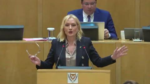 &Pi;&alpha;&rho;έ&delta;&omega;&sigma;&epsilon; &sigma;&kappa;&upsilon;&tau;ά&lambda;&eta; &tau;&eta;&sigmaf; &pi;&rho;&omicron;&epsilon;&delta;&rho;ί&alpha;&sigmaf; &tau;&eta;&sigmaf; &Epsilon;&pi;. &Alpha;&nu;&theta;&rho;&omega;&pi;ί&nu;&omega;&nu; &Delta;&iota;&kappa;&alpha;&iota;&omega;&mu;ά&tau;&omega;&nu; &sigma;&tau;&omicron;&nu; &Kappa;&omicron;&upsilon;&kappa;&omicron;&upsilon;&mu;ά &eta; &Chi;&alpha;&rho;&alpha;&lambda;&alpha;&mu;&pi;ί&delta;&omicron;&upsilon;-&laquo;&Delta;&epsilon;&nu; &lambda;&epsilon;&iota;&tau;&omicron;ύ&rho;&gamma;&eta;&sigma;&alpha; &mu;&epsilon; &kappa;&omicron;&mu;&mu;&alpha;&tau;&iota;&kappa;έ&sigmaf; &pi;&alpha;&rho;&omega;&pi;ί&delta;&epsilon;&sigmaf;&raquo;