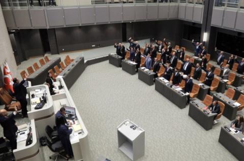 &Sigma;&upsilon;&nu;&epsilon;&delta;&rho;ί&alpha;&zeta;&epsilon; &gamma;&iota;&alpha; 19 ώ&rho;&epsilon;&sigmaf; &eta; &laquo;&beta;&omicron;&upsilon;&lambda;ή&raquo; &sigma;&tau;&alpha; &Kappa;&alpha;&tau;&epsilon;&chi;ό&mu;&epsilon;&nu;&alpha;-&Chi;&omega;&rho;ί&sigmaf; &psi;&eta;&phi;&omicron;&phi;&omicron;&rho;ί&alpha; &gamma;&iota;&alpha; &kappa;&alpha;&lambda;ώ&delta;&iota;&omicron; &omicron;&pi;&tau;&iota;&kappa;ώ&nu; &iota;&nu;ώ&nu;