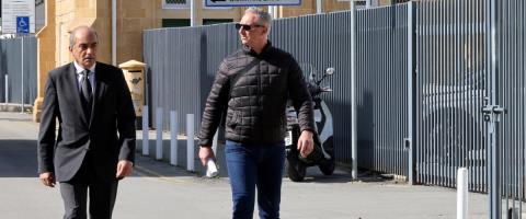 &Tau;&alpha; &kappa;&epsilon;&nu;ά &tau;&eta;&sigmaf; &Kappa;&alpha;&tau;&eta;&gamma;&omicron;&rho;&omicron;ύ&sigma;&alpha;&sigmaf; &Alpha;&rho;&chi;ή&sigmaf; &pi;&omicron;&upsilon; &alpha;&pi;έ&tau;&upsilon;&chi;&epsilon; &nu;&alpha; &alpha;&pi;&omicron;&delta;&epsilon;ί&xi;&epsilon;&iota; &tau;&iota;&sigmaf; &kappa;&alpha;&tau;&eta;&gamma;&omicron;&rho;ί&epsilon;&sigmaf; &sigma;&epsilon; &beta;ά&rho;&omicron;&sigmaf; &Sigma;&upsilon;&lambda;&lambda;&omicron;ύ&rho;&eta; &kappa;&alpha;&iota; &Tau;&zeta;&iota;&omicron;&beta;ά&nu;&eta;-&Tau;&iota; &kappa;&alpha;&tau;&alpha;&gamma;&rho;ά&phi;&epsilon;&iota; &tau;&omicron; &Kappa;&alpha;&kappa;&omicron;&upsilon;&rho;&gamma;&iota;&omicron;&delta;&iota;&kappa;&epsilon;ί&omicron;