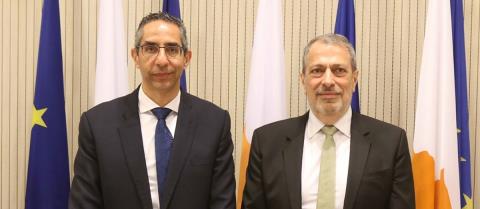 &Zeta;&eta;&tau;ά &tau;&iota;&sigmaf; &pi;&alpha;&rho;&alpha;&iota;&tau;ή&sigma;&epsilon;&iota;&sigmaf; &tau;&omega;&nu; &Epsilon;&iota;&sigma;&alpha;&gamma;&gamma;&epsilon;&lambda;έ&omega;&nu; &tau;&omicron; Ά&lambda;&mu;&alpha;-&laquo;&Omicron; &mu;ό&nu;&omicron;&sigmaf; &pi;&omicron;&upsilon; &pi;&lambda;ή&rho;&omega;&sigma;&epsilon; &tau;ί&mu;&eta;&mu;&alpha; &alpha;&pi;ό &tau;&omicron; &sigma;&kappa;ά&nu;&delta;&alpha;&lambda;&omicron; ή&tau;&alpha;&nu; &alpha;&upsilon;&tau;ό&sigmaf; &pi;&omicron;&upsilon; ύ&psi;&omega;&sigma;&epsilon; &tau;&omicron; &alpha;&nu;ά&sigma;&tau;&eta;&mu;ά &tau;&omicron;&upsilon;&raquo;