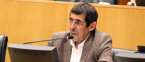 &Zeta;&eta;&tau;ά &pi;&alpha;&rho;&alpha;ί&tau;&eta;&sigma;&eta; &tau;&eta;&sigmaf; &Pi;&alpha;&nu;&alpha;&gamma;&iota;ώ&tau;&omicron;&upsilon; &omicron; &Gamma;&alpha;&beta;&rho;&iota;ή&lambda;-&laquo;&Eta; &kappa;&rho;ί&sigma;&eta; &tau;&omicron;&upsilon; &alpha;&phi;&theta;ώ&delta;&omicron;&upsilon;&sigmaf; &pi;&upsilon;&rho;&epsilon;&tau;&omicron;ύ &pi;&rho;&omicron;&sigma;&tau;ί&theta;&epsilon;&tau;&alpha;&iota; &sigma;&tau;&eta;&nu; &alpha;&lambda;&upsilon;&sigma;ί&delta;&alpha; &mu;&epsilon; &tau;&iota;&sigmaf; &pi;&upsilon;&rho;&kappa;&alpha;&gamma;&iota;έ&sigmaf; &kappa;&alpha;&iota; &tau;&omicron; &upsilon;&delta;&alpha;&tau;&iota;&kappa;ό&raquo;