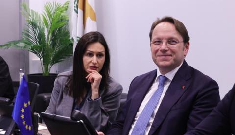 &Zeta;&eta;&tau;&omicron;ύ&nu; &pi;&alpha;ύ&sigma;&eta; &tau;&eta;&sigmaf; &upsilon;&pi;&omicron;&upsilon;&rho;&gamma;&omicron;ύ &Gamma;&epsilon;&omega;&rho;&gamma;ί&alpha;&sigmaf; &omicron;&iota; &Omicron;&iota;&kappa;&omicron;&lambda;ό&gamma;&omicron;&iota;-&laquo;&Delta;&epsilon;&nu; έ&chi;&epsilon;&iota; &alpha;&nu;&tau;&iota;&lambda;&eta;&phi;&theta;&epsilon;ί &tau;&omicron; &mu;έ&gamma;&epsilon;&theta;&omicron;&sigmaf; &tau;&eta;&sigmaf; &epsilon;&upsilon;&theta;ύ&nu;&eta;&sigmaf; &pi;&omicron;&upsilon; &alpha;&pi;&omicron;&rho;&rho;έ&epsilon;&iota; &alpha;&pi;ό &tau;&eta; &theta;έ&sigma;&eta; &tau;&eta;&sigmaf;&raquo;