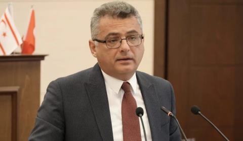 &Sigma;&tau;&alpha; &kappa;&alpha;&tau;&epsilon;&chi;ό&mu;&epsilon;&nu;&alpha; &omicron; &Gamma;&epsilon;&rho;&mu;&alpha;&nu;ό&sigmaf; &Pi;&rho;έ&sigma;&beta;&eta;&sigmaf;-&Sigma;&upsilon;&nu;ά&nu;&tau;&eta;&sigma;&eta; &mu;&epsilon; &Tau;&omicron;&upsilon;&phi;ά&nu; Έ&rho;&chi;&iota;&omicron;&upsilon;&rho;&mu;&alpha;&nu; &gamma;&iota;&alpha; &tau;&iota;&sigmaf; &epsilon;&xi;&epsilon;&lambda;ί&xi;&epsilon;&iota;&sigmaf; &sigma;&tau;&omicron; &Kappa;&upsilon;&pi;&rho;&iota;&alpha;&kappa;ό