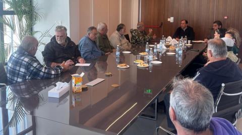 &Sigma;ύ&sigma;&kappa;&epsilon;&psi;&eta; &Delta;ή&mu;&alpha;&rho;&chi;&omicron;&upsilon; &Delta;&rho;&omicron;&mu;&omicron;&lambda;&alpha;&xi;&iota;ά&sigmaf;-&Mu;&epsilon;&nu;&epsilon;&omicron;ύ &mu;&epsilon; &kappa;&tau;&eta;&nu;&omicron;&tau;&rho;ό&phi;&omicron;&upsilon;&sigmaf; &gamma;&iota;&alpha; &sigma;&upsilon;&nu;&tau;&omicron;&nu;&iota;&sigma;&mu;ό &mu;έ&tau;&rho;&omega;&nu; &kappa;&alpha;&tau;ά &tau;&omicron;&upsilon; &alpha;&phi;&theta;ώ&delta;&omicron;&upsilon;&sigmaf; &pi;&upsilon;&rho;&epsilon;&tau;&omicron;ύ &sigma;&tau;&eta; &Lambda;ά&rho;&nu;&alpha;&kappa;&alpha;