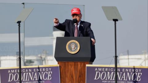 &Delta;&upsilon;&sigma;&alpha;&rho;έ&sigma;&kappa;&epsilon;&iota;&alpha; &Tau;&rho;&alpha;&mu;&pi; &gamma;&iota;&alpha; &tau;&iota;&sigmaf; &delta;&iota;&alpha;&pi;&rho;&alpha;&gamma;&mu;&alpha;&tau;&epsilon;ύ&sigma;&epsilon;&iota;&sigmaf; &mu;&epsilon; &tau;&omicron; &Iota;&rho;ά&nu;: &Kappa;&alpha;&mu;ί&alpha; &alpha;&nu;&omicron;&chi;ή &sigma;&tau;&omicron;&nu; &epsilon;&mu;&pi;&lambda;&omicron;&upsilon;&tau;&iota;&sigma;&mu;ό &omicron;&upsilon;&rho;&alpha;&nu;ί&omicron;&upsilon;