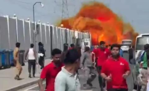 &Sigma;&upsilon;&gamma;&kappa;&lambda;&omicron;&nu;&iota;&sigma;&tau;&iota;&kappa;ό &beta;ί&nu;&tau;&epsilon;&omicron;-&Sigma;&upsilon;&nu;&tau;&rho;ί&mu;&mu;&iota;&alpha; &alpha;&pi;ό &pi;ύ&rho;&alpha;&upsilon;&lambda;&omicron; &pi;&omicron;&upsilon; &epsilon;&kappa;&tau;ό&xi;&epsilon;&upsilon;&sigma;&epsilon; &tau;&omicron; &Iota;&rho;ά&nu; &pi;έ&phi;&tau;&omicron;&upsilon;&nu; &delta;ί&pi;&lambda;&alpha; &sigma;&epsilon; &pi;&omicron;&lambda;ί&tau;&epsilon;&sigmaf; &sigma;&tau;&eta;&nu; &Nu;&tau;ό&chi;&alpha;