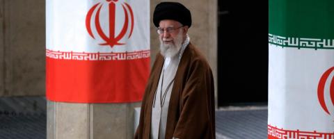 &Pi;ώ&sigmaf; &eta; CIA &pi;&alpha;&rho;&alpha;&kappa;&omicron;&lambda;&omicron;&upsilon;&theta;&omicron;ύ&sigma;&epsilon; &gamma;&iota;&alpha; &mu;ή&nu;&epsilon;&sigmaf; &tau;&omicron;&nu; &Alpha;&lambda;ί &Chi;&alpha;&mu;&epsilon;&nu;&epsilon;ΐ &pi;&rho;&iota;&nu; &tau;&omicron;&nu; &sigma;&kappa;&omicron;&tau;ώ&sigma;&omicron;&upsilon;&nu; &Iota;&sigma;&rho;&alpha;ή&lambda; &kappa;&alpha;&iota; &Eta;&Pi;&Alpha;