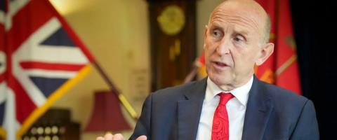 &Alpha;&nu;&alpha;&kappa;&omicron;ί&nu;&omega;&sigma;&epsilon; &epsilon;&kappa;&tau;ό&xi;&epsilon;&upsilon;&sigma;&eta; &pi;&upsilon;&rho;&alpha;ύ&lambda;&omega;&nu; &pi;&rho;&omicron;&sigmaf; &tau;&eta;&nu; &Kappa;ύ&pi;&rho;&omicron; &eta; &Beta;&rho;&epsilon;&tau;&alpha;&nu;ί&alpha;, &alpha;&nu;&alpha;&chi;&alpha;&iota;&tau;ί&sigma;&tau;&eta;&kappa;&alpha;&nu; &alpha;&pi;ό &tau;&omicron; &Iota;&sigma;&rho;&alpha;ή&lambda;-&Epsilon;&pi;&iota;&beta;&epsilon;&beta;&alpha;&iota;ώ&nu;&omicron;&upsilon;&nu; &kappa;&alpha;&iota; &omicron;&iota; &Beta;ά&sigma;&epsilon;&iota;&sigmaf;, &delta;&iota;&alpha;&psi;&epsilon;ύ&delta;&epsilon;&iota; &omicron; &Lambda;&epsilon;&tau;&upsilon;&mu;&pi;&iota;ώ&tau;&eta; class=