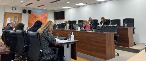 &Pi;ά&nu;&omega; &alpha;&pi;ό 370 &pi;&epsilon;&rho;&iota;&pi;&tau;ώ&sigma;&epsilon;&iota;&sigmaf; &delta;&iota;&alpha;&chi;&epsilon;&iota;&rho;ί&sigma;&tau;&eta;&kappa;&epsilon; &tau;&omicron; &Sigma;&pi;ί&tau;&iota; &tau;&eta;&sigmaf; &Gamma;&upsilon;&nu;&alpha;ί&kappa;&alpha;&sigmaf; &tau;&omicron; 2025-&Tau;&omicron; 69% &alpha;&phi;&omicron;&rho;&omicron;ύ&sigma;&epsilon; &omicron;&iota;&kappa;&omicron;&gamma;έ&nu;&epsilon;&iota;&epsilon;&sigmaf; &mu;&epsilon; &alpha;&nu;ή&lambda;&iota;&kappa;&alpha; &pi;&alpha;&iota;&delta;&iota;ά