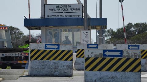 &Rho;ί&chi;&nu;&epsilon;&iota; &tau;&eta;&nu; &epsilon;&upsilon;&theta;ύ&nu;&eta; &sigma;&tau;&eta;&nu; &Epsilon;&Epsilon; &gamma;&iota;&alpha; &upsilon;&pi;&epsilon;&rho;ά&sigma;&pi;&iota;&sigma;&eta; &tau;&eta;&sigmaf; &Kappa;ύ&pi;&rho;&omicron;&upsilon; &omicron; &pi;&rho;έ&sigma;&beta;&eta;&sigmaf; &tau;&omicron;&upsilon; &Iota;&sigma;&rho;&alpha;ή&lambda; &sigma;&tau;&omicron; &Beta;&epsilon;&rho;&omicron;&lambda;ί&nu;&omicron;-&laquo;&Tau;&omicron; &Iota;&rho;ά&nu; &epsilon;&pi;&iota;&chi;&epsilon;&iota;&rho;&epsilon;ί &nu;&alpha; &epsilon;&mu;&pi;&lambda;έ&xi;&epsilon;&iota; &tau;&omicron;&upsilon;&sigmaf; &Epsilon;&upsilon;&rho;&omega;&pi;&alpha;ί&omicron;&upsilon;&sigmaf; &sigma;&tau;&omicron;&nu; &pi;